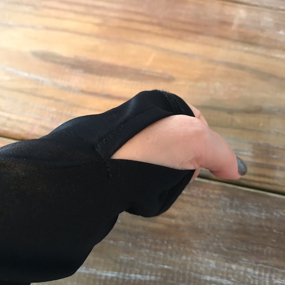 Zelos long sleeve top - Picture 7 of 8